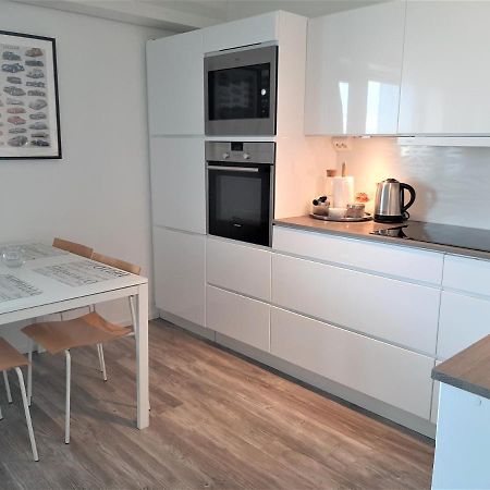 Seaside Downtown Apartment With Private Parking Helsinki Exterior foto